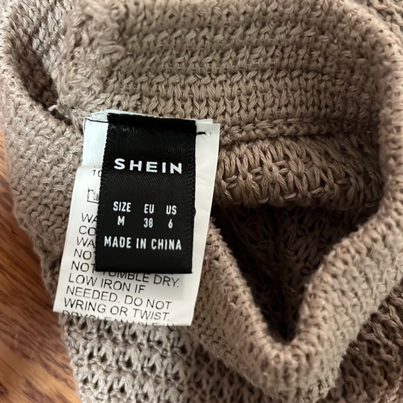 🌸 Shein 2 Piece Crochet Set - Picture 3 of 3